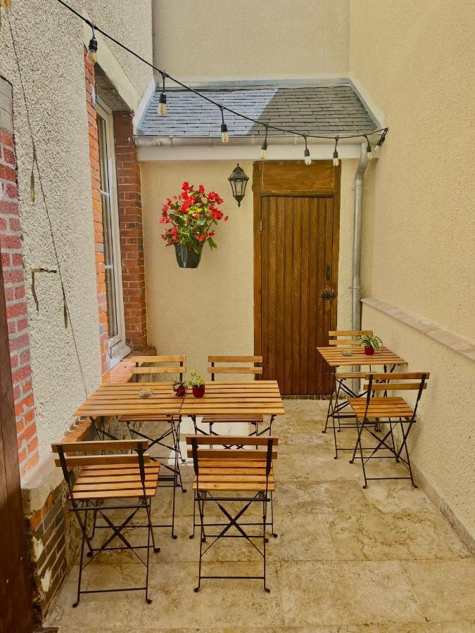 Le Gite De Jean Thevenin, Avec Parking Gratuit Épernay Kültér fotó